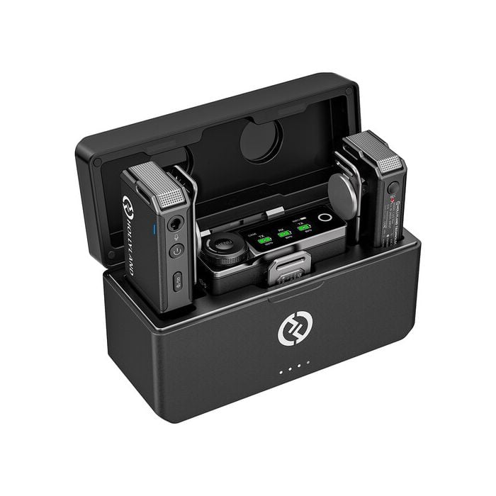 Hollyland LARK MAX Duo 2-Person Wireless Microphone System (2.4 GHz, Black)