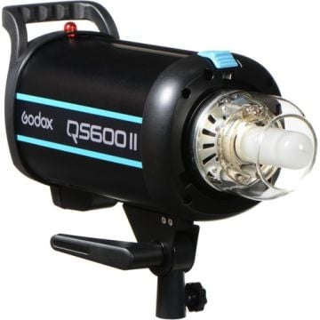 Godox Studio QS600II 3 Head -2 Softbox - 3 Stands - Bag - Barndoor - XT-16 Transmitter